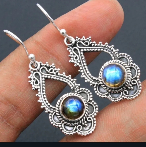 ✨️3 For $15✨️ Tribal Boho Hippy Scroll Silver Gemstone Drop Earrings - Picture 2 of 4